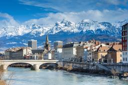 Jour 3 : De Saint-Hélène-du-Lac à Grenoble, vers la capitale des Alpes à vélo