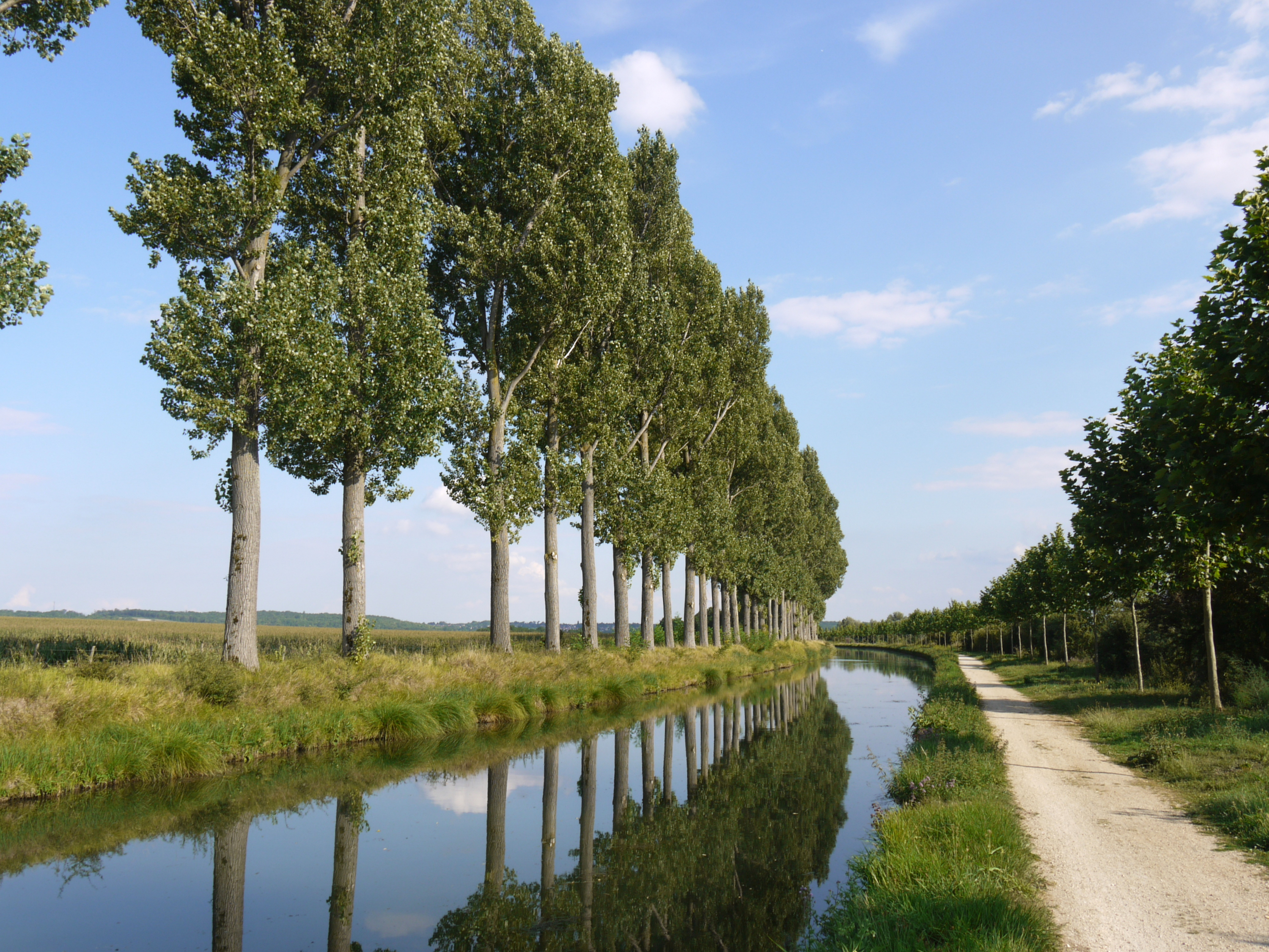 From Paris to Gressy, the first day of the Paris - Cocolodge by bike adventure (30km).