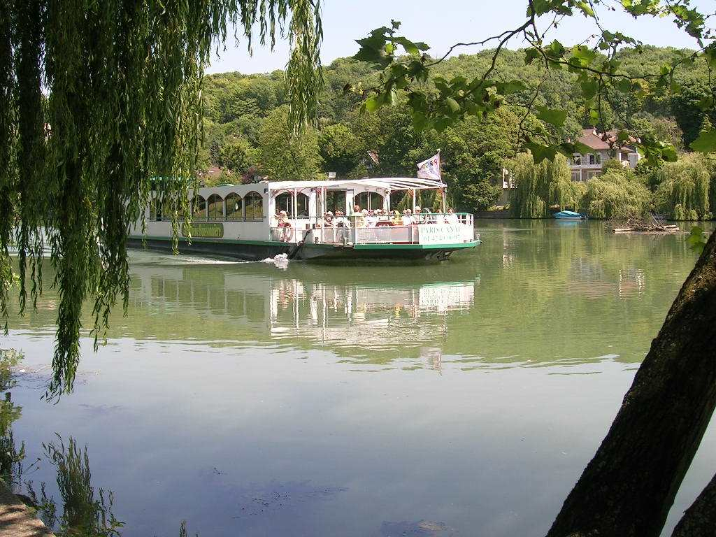 Jour 2 : Voguer sur la Marne, puis retour à Paris à vélo (18 km)