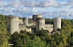 Melle in Champdeniers – between nature and heritage