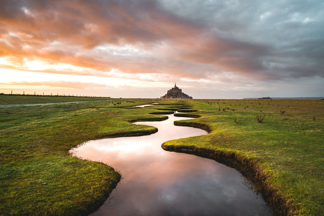 La Véloscénie: Paris - Mont St-Michel