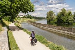 🌳 De Cergy à Gisors : Le Charme Intime de l'Avenue Verte Paris-Londres (63 km)