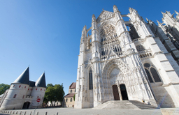 Pont-Sainte-Maxence → Beauvais  – Un itinéraire entre nature et histoire, dernière étape du Paris - Beauvais à vélo