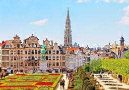 De Ecaussinnes à Bruxelles – 45 km, du calme des villages à l'animation urbaine, à vélo !