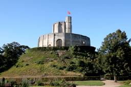 De Chaussy à Forges-les-Eaux – 88 km, la moitié du parcours Paris-Étretat à vélo.