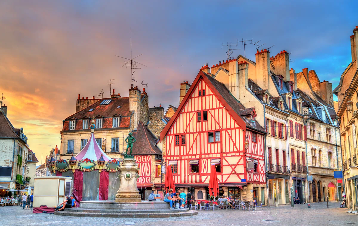 Day 6: From Montbard to Dijon, an authentic discovery of Burgundy (80km)