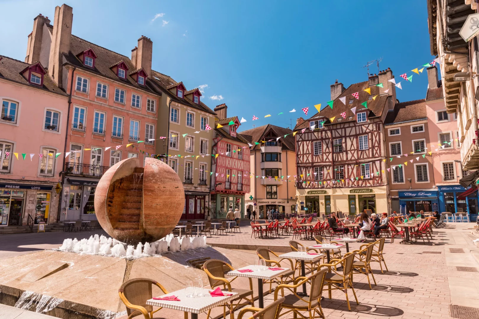 Day 8: From Beaune to Chalon-sur-Saône, a Bicycle Escape in the Heart of Burgundy's Vineyards (50km)