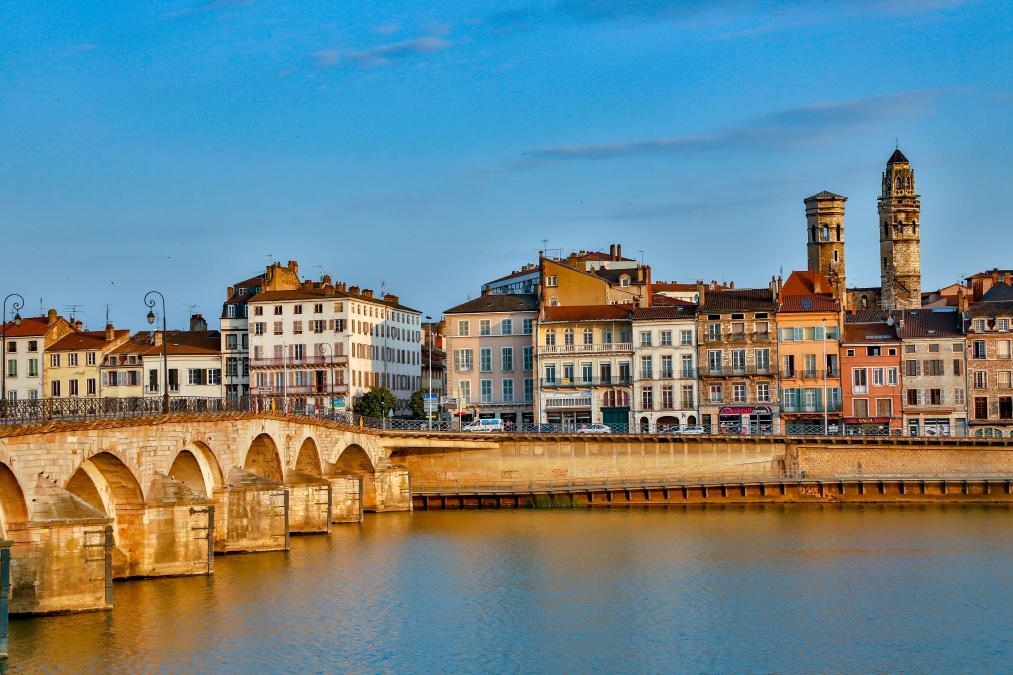Paris - Marseille by bike: Crossing France