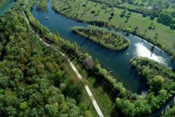 Paris to Saint-Fargeau-Ponthierry, the first leg of the Paris - Orléans cycling adventure