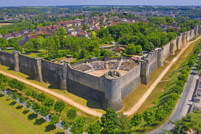 Paris - Provins 