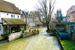 Heading to Chartres from Rambouillet, a 50 km stage along the Véloscénie.