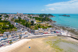 Du Point du Grouin à Cancale – Arrivée à vélo, entre falaises sauvages et capitale de l'huître.