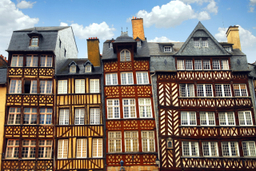 De Combourg à Rennes – Continuation du périple Saint-Malo-Arzal à vélo, entre campagne bretonne et capitale culturelle.