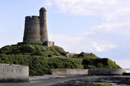 Step 10: Cherbourg - Saint-Vaast-la-Hougue (48 km) - Northern France Cycling Route