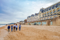 Step 14: Arromanches - Cabourg (58 km) - Northern France Cycling Route
