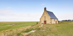 Step 2: Le Vivier-sur-Mer - Ducey-Les Chéris (51 km) - Northern France Cycling Route