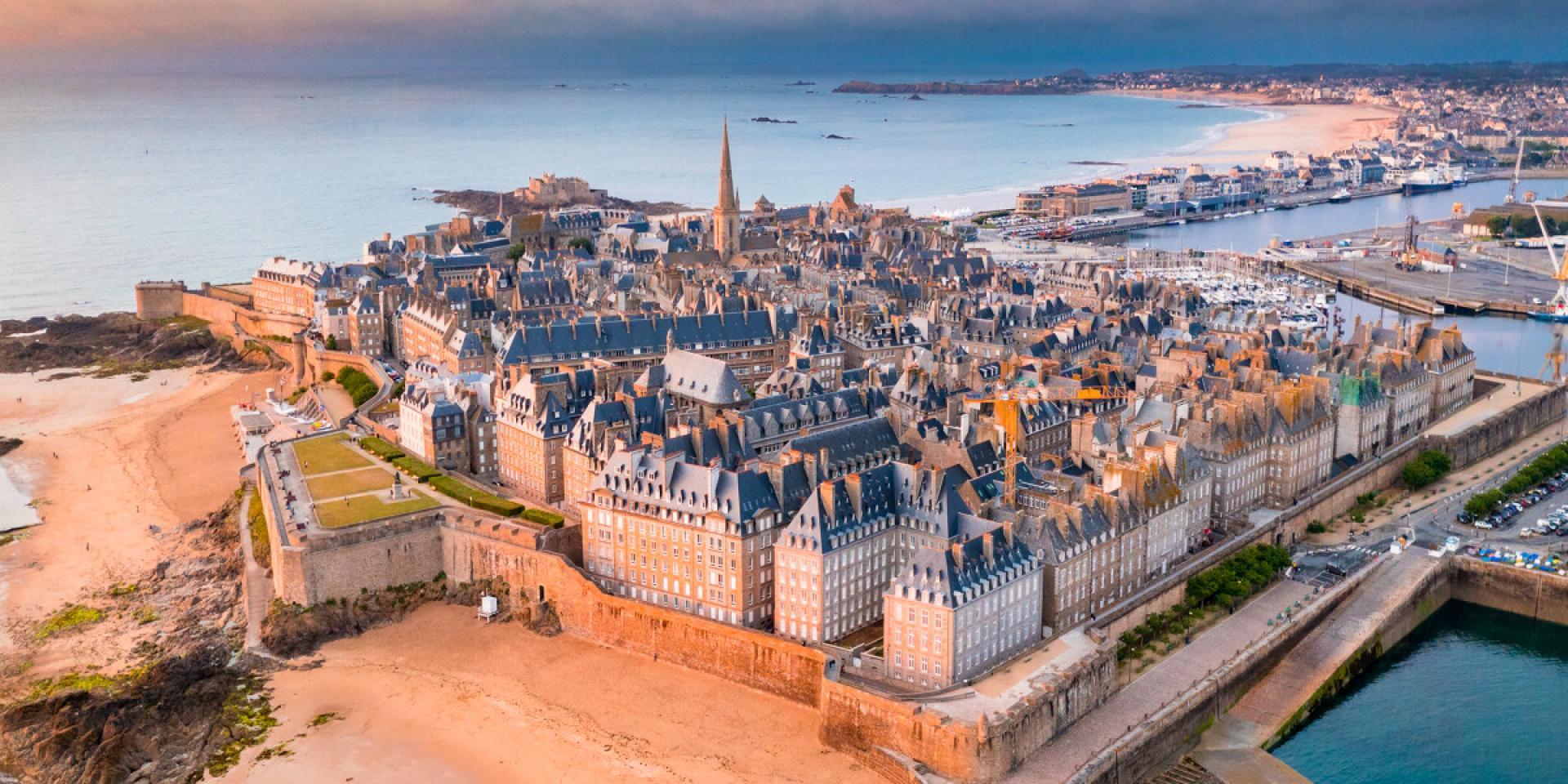 Saint-Malo - Roscoff à vélo : L'aventure sur la Vélomaritime