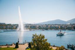 Stage 4: The Three Lakes Loop by Bike – Arrival on Lake Geneva (61 km).