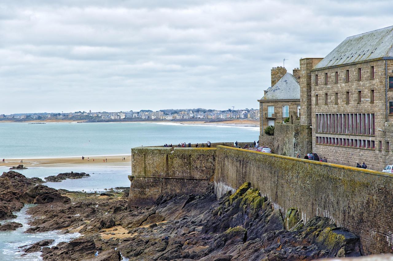 Cover Image for Balade à vélo à Saint-Malo : circuits et conseils