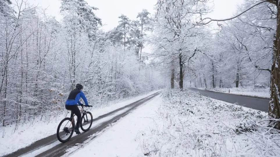 Cover Image for Comment bien préparer son vélo pour rouler en hiver ?