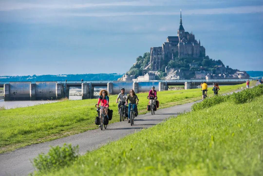 Cover Image for Top 5 des plus belles véloroutes de France en voyage à vélo